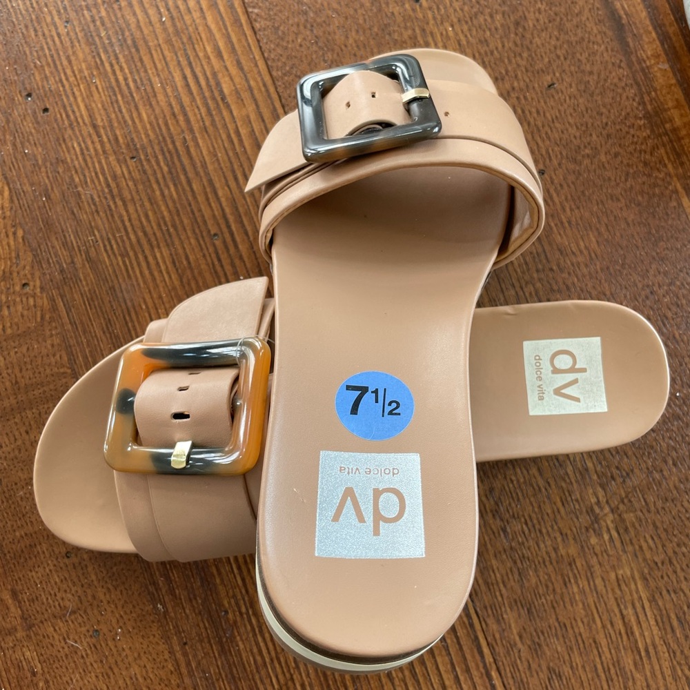 DV by Dolce Vita Tan Minimalist Sandals